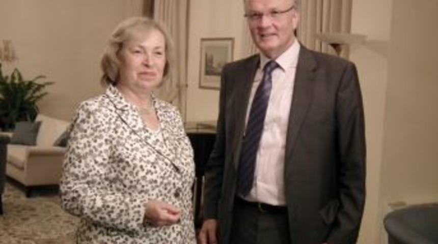 Almanya treni gurbet&ccedil;ileri anmak i&ccedil;in yola &ccedil;ıkacak