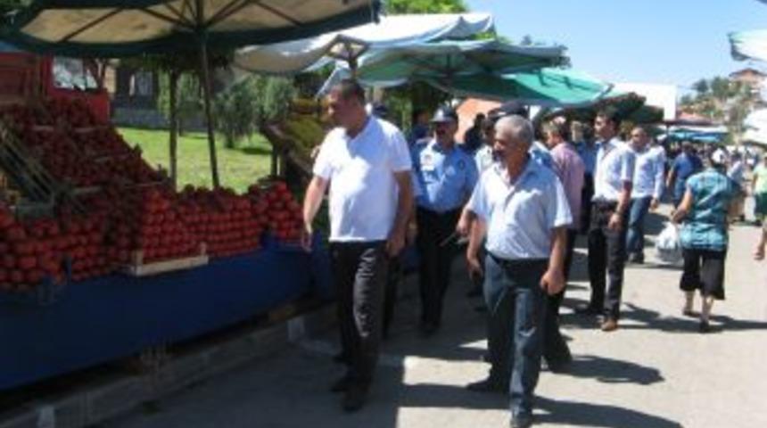 Mamak Zabıtası&rsquo;ndan pazarlara sıkı denetim