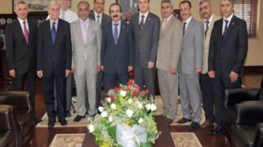 T&Uuml;MSİAD heyeti Vali Coş'u ziyaret etti