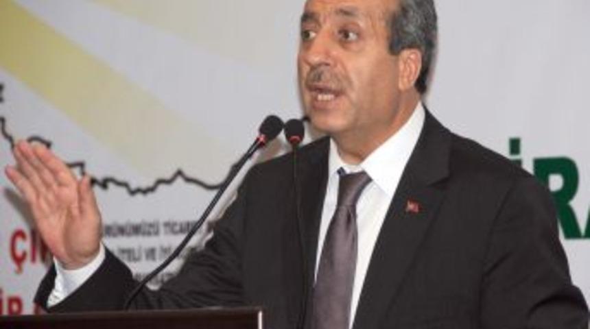 Bakan Eker: &Ccedil;ift&ccedil;inin y&uuml;k&uuml;n&uuml; hafifletmeye &ccedil;alışıyoruz