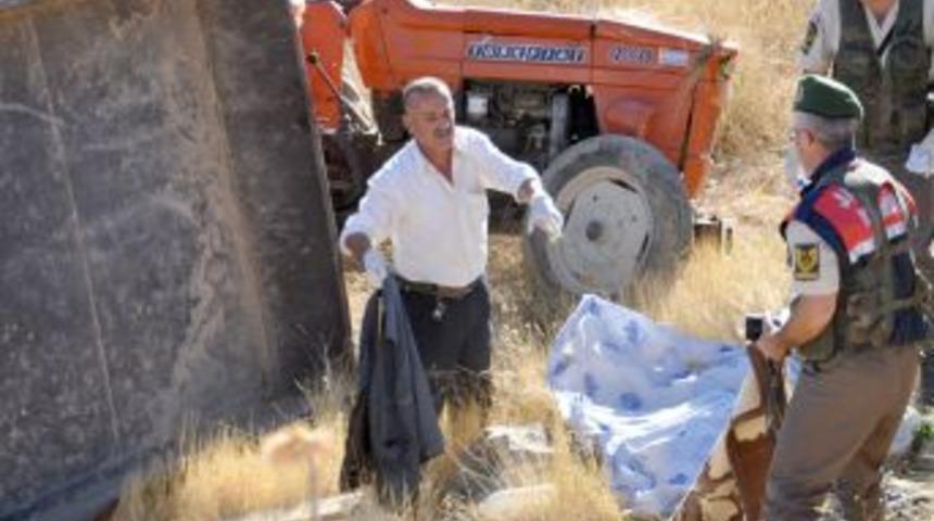 Trakt&ouml;r kazasında baba ve kızı can verdi