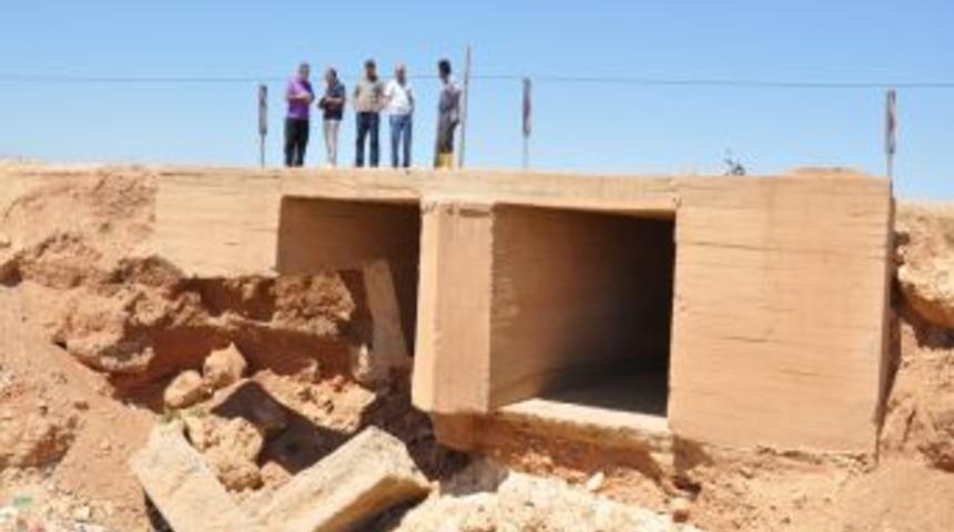 B&uuml;y&uuml;ktaş k&ouml;y&uuml;n&uuml;n k&ouml;pr&uuml; &ccedil;ilesi bitiyor