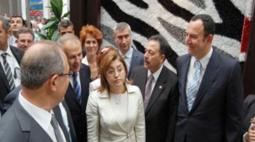 Şahin: Ankara, Antep'teki bakışı kendine şiar edinebilse daha hızlı hareket eder