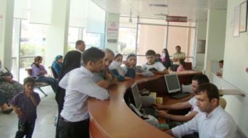 Şırnaklı vatandaşlar 182 randevu sistemine yoğun ilgi g&ouml;steriyor