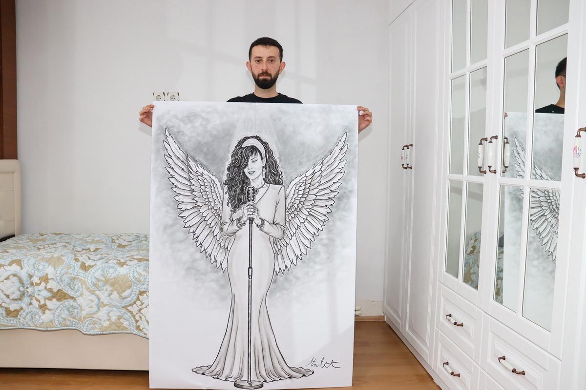 Türkiye de bir ilk! Kömürle çizdi, mesajını Bergen üzerinden verdi: Tam 1,5 metre 2