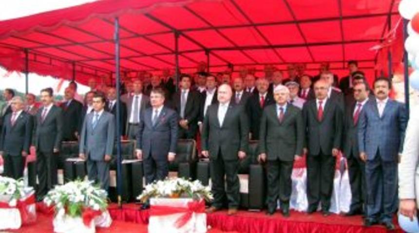 İ&ccedil;işleri Bakanı Şahin, &Uuml;nye'de temel atma t&ouml;renine katıldı