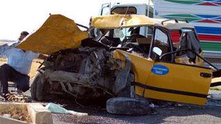 Düğün konvoyunda kaza: 2 ölü, 8 yaralı