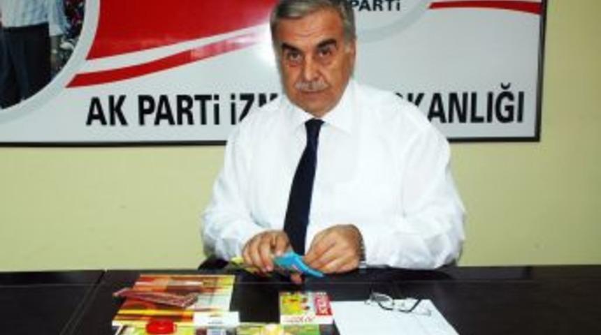 AK Parti İzmir'de 20 bin &ouml;ğrenciye kırtasiye malzemesi dağıtıyor