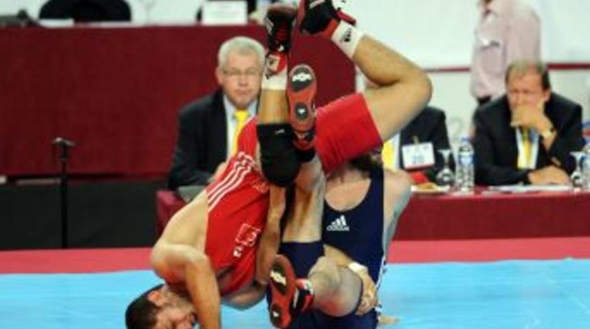 Serdar B&ouml;ke ve Ersin &Ccedil;etin altın madalya şansını kaybetti