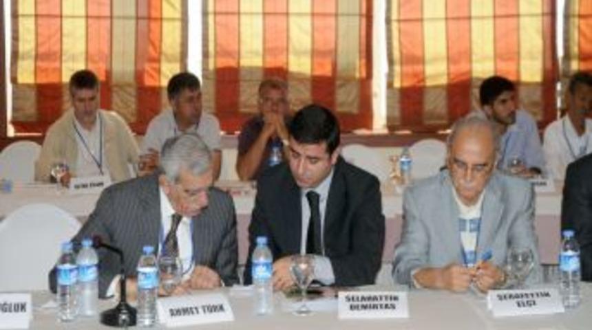 Bozyel: BDP Meclis'e d&ouml;nmeli, PKK silahları susturmalı