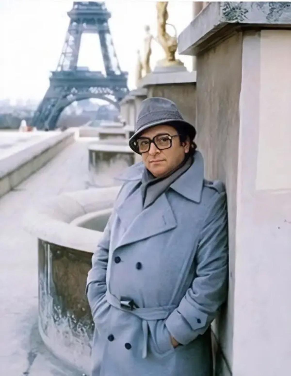 Zeki Müren in 1980 de aldığı karar şaşırttı! 8 saatlik ameliyat öncesi vasiyetini yazdı 2