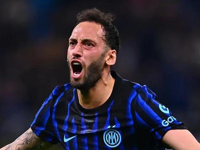 Hakan &Ccedil;alhanoğlu transferinde yeni gelişme! S&ouml;zleşme detaylarını duyurdular