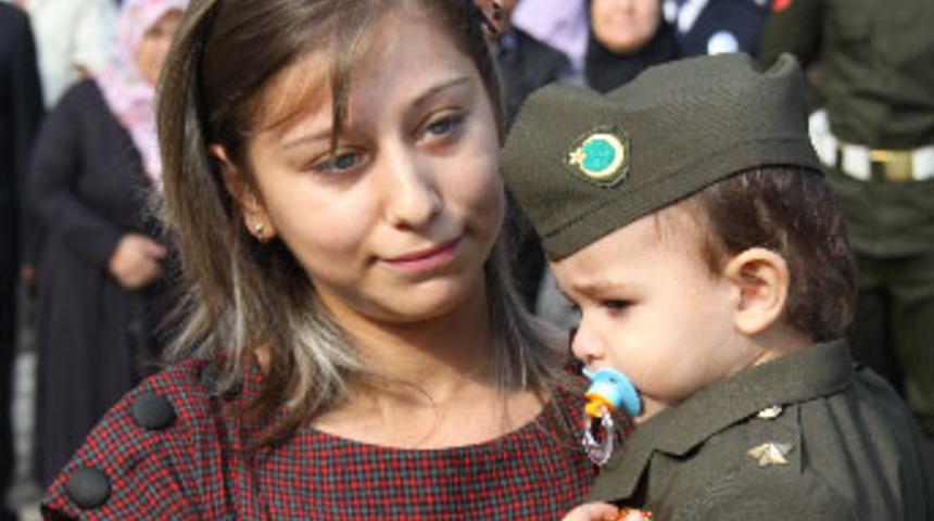 Gaziler G&uuml;n&uuml;n'de y&uuml;rek burkan g&ouml;r&uuml;nt&uuml;