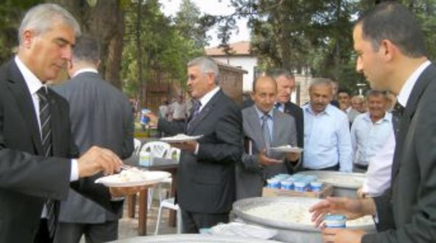 "Ahiliğin ge&ccedil;mişten g&uuml;n&uuml;m&uuml;ze k&uuml;lt&uuml;r ve felsefesi 'insanı' esas alıyor"