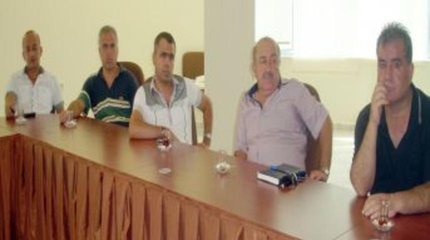 Başkan &Ouml;zdemir, esnafın iş yerlerine g&uuml;venlik kamerası takmasını istedi