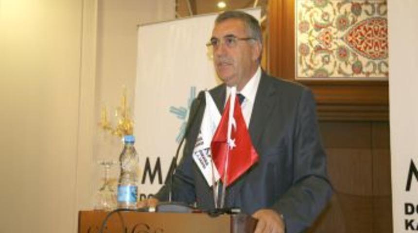 &ldquo;Hem turizm hem i&ccedil;me suyu i&ccedil;in Sapanca mutlaka korunmalı&rdquo;