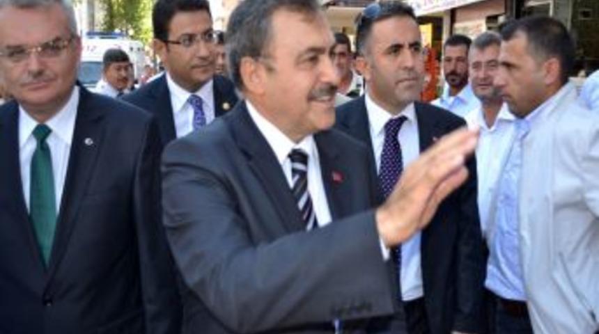 Bakan Eroğlu &Ccedil;ankırı'da incelemelerde bulundu