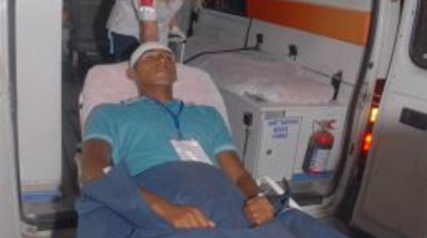 İzmir'e getirilen yaralı Libya'lılar Başbakan Erdoğan&rsquo;a teşekk&uuml;r etti