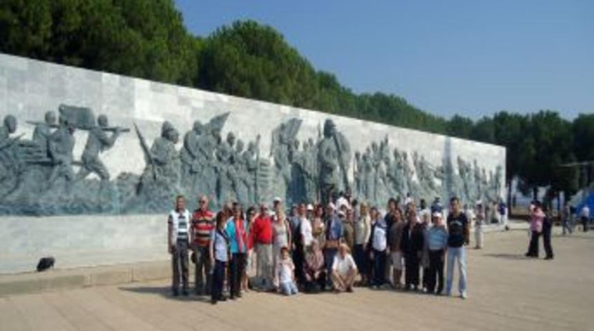 Yenimahalle Belediyesi, şehit ailelerini &Ccedil;anakkale&rsquo;ye g&ouml;nderdi