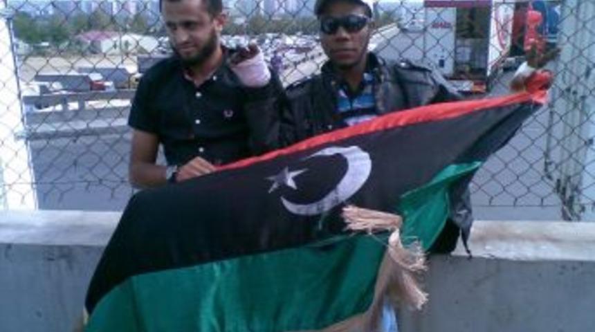 Tedavisi tamamlanan 22 Libyalı &uuml;lkelerine g&ouml;nderildi