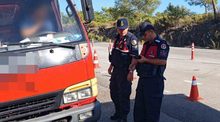 Jandarma trafik timlerince bir haftada 202 ara&ccedil; trafikten men edildi