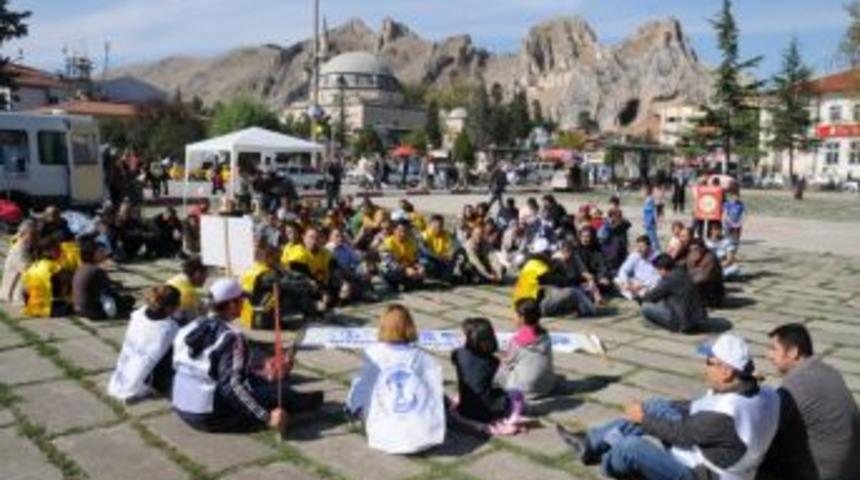 Eğitim-Sen'den Oturma Eylemi