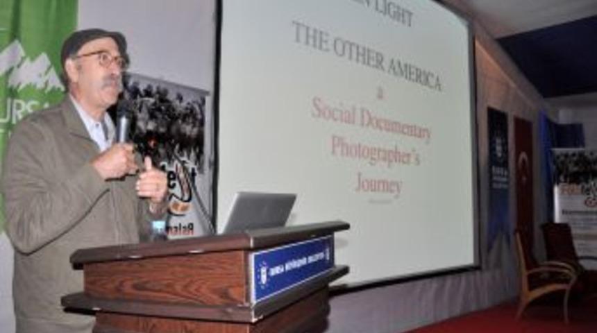 D&uuml;nyaca &uuml;nl&uuml; fotoğraf ustası Ken Light FotoFest'te sunum yaptı