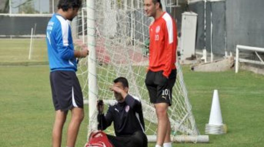 Mehmet &Ouml;zdilek: Mağlubiyetten sonra Galatasaray'la m&uuml;cadele etmek avantaj