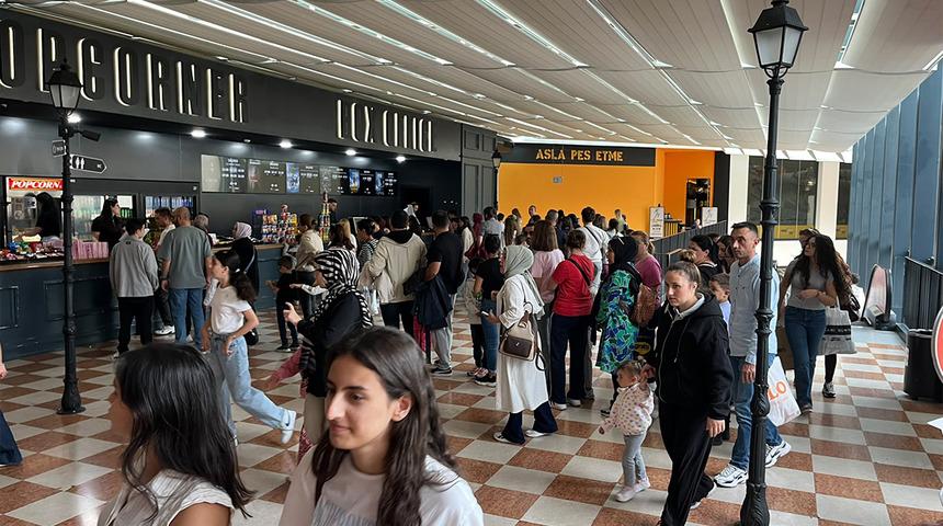 T&uuml;rkiye sinema festivali iki g&uuml;nde 777 bin seyirciyle rekor kırdı