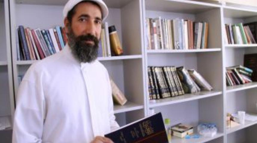 Sabiilerin ruhani lideri Artuklu Üniversitesi'nde ders verecek