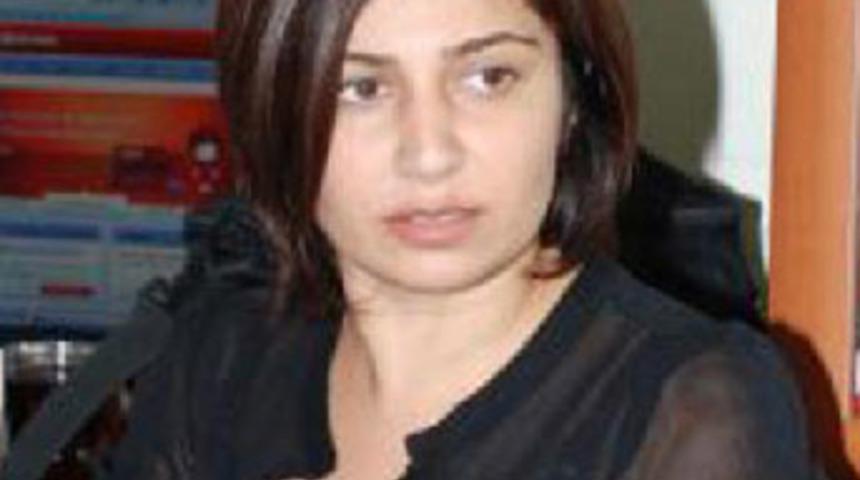 Kadın doktora d&ouml;ner bı&ccedil;aklı saldırı