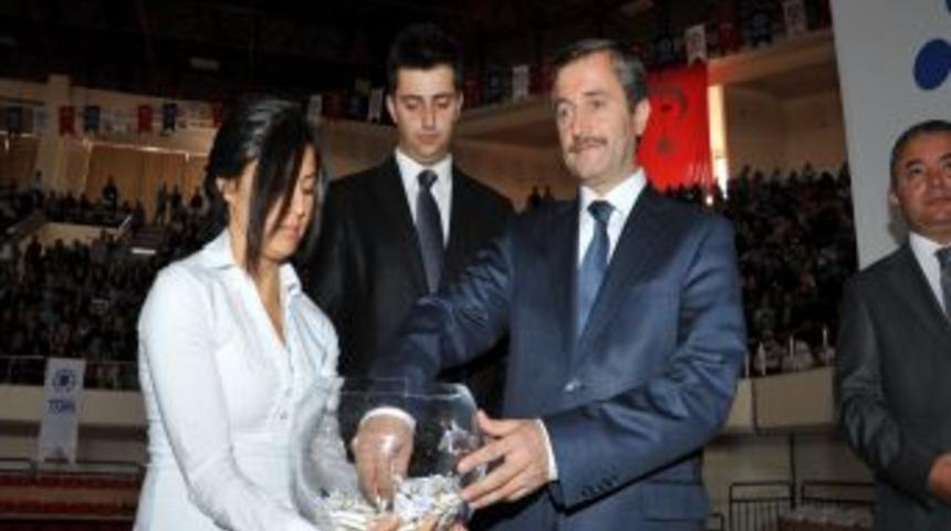 TOKİ'nin yaptığı 724 konutun sahipleri kurayla belirlendi