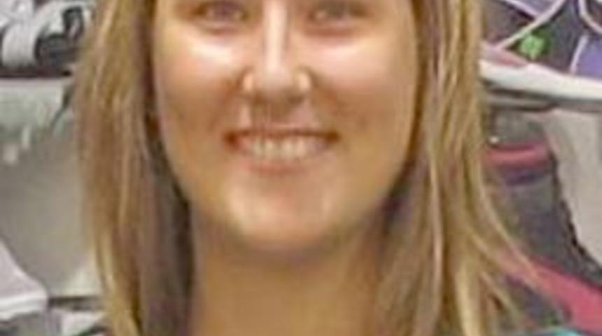 D&uuml;nya şampiyonu milli voleybolcu Ece'den hocasına teşekk&uuml;r ziyareti