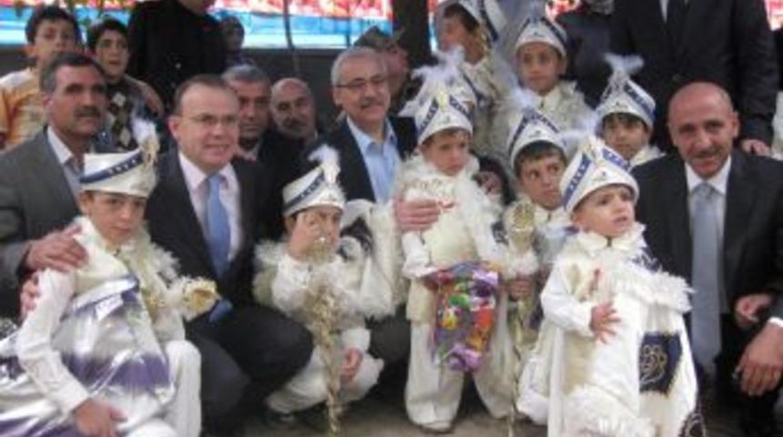 Bingöl'de toplu sünnet şöleni