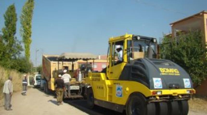 Kızık mahallesinde yollar yenilendi