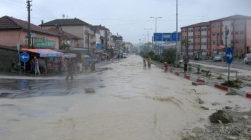 Bartın Belediyesi dere ıslahıyla yaka selinin &ouml;n&uuml;ne ge&ccedil;ecek