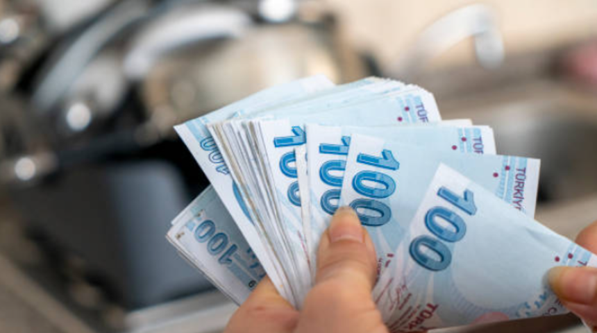 Emekli promosyonlarında rakamlar belli oldu! Banka banka g&uuml;ncel &ouml;demeler (Ziraat, Yapı Kredi, Akbank)