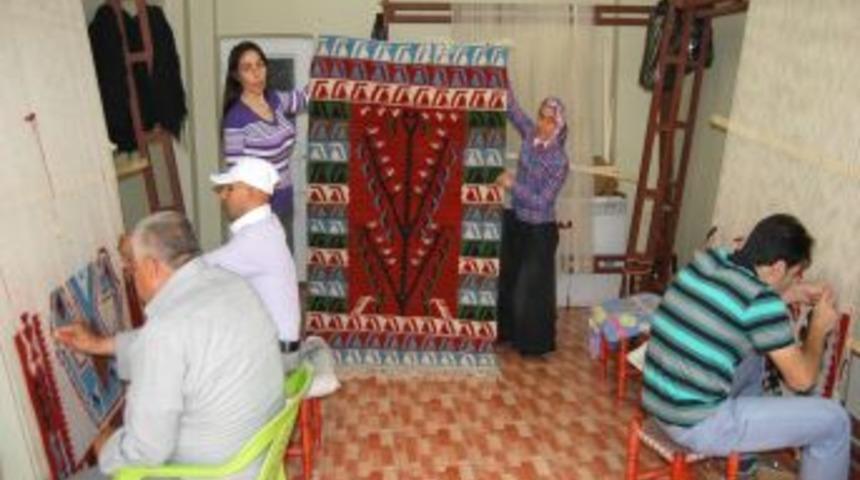 Ortopedik engelliler her evi bir at&ouml;lyeye &ccedil;evirecek