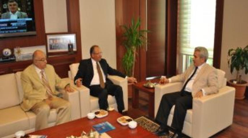 &Ccedil;elebi: &Uuml;niversiteler şehrin gelişimi a&ccedil;ısından &ouml;nemli