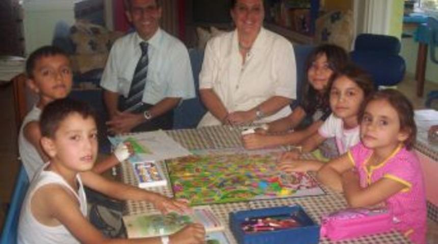 Okula hastanede başladılar