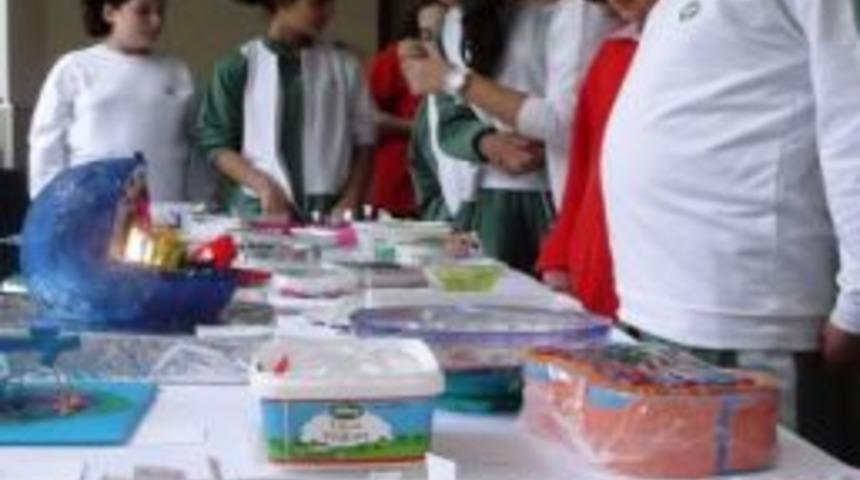 Nil&uuml;fer Bademlili &ouml;ğrencilerden &lsquo;h&uuml;cre modeli&rsquo; sergisi