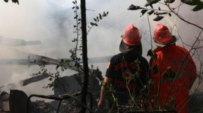 Zonguldak'ta &ccedil;ıkan yangın, paniğe yol a&ccedil;tı