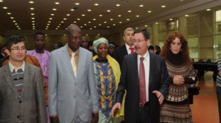 Nijer heyeti B&uuml;y&uuml;kşehir'in projelerini gezdi