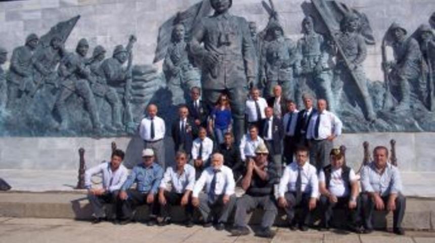 Merzifonlu gaziler &Ccedil;anakkale'yi gezdi