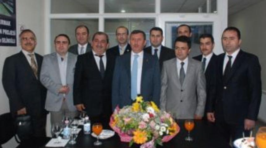 Tokat'ta İnşaat Müteahhitleri Derneği açıldı