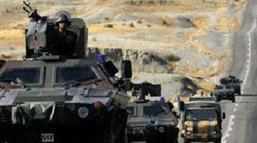 Mardin'de polis aracına bombalı saldırı