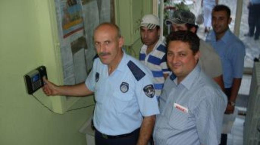 İznik Belediyesi'nde parmak izi devri