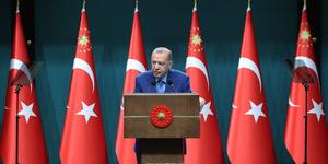 Cumhurbaşkanı Erdoğan: "Her kim milletin hakkına el uzatırsa karşısında bizi bulur"
