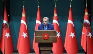 Cumhurbaşkanı Erdoğan'dan fon a&ccedil;ıklaması: "Her kim milletin hakkına el uzatırsa karşısında bizi bulur"