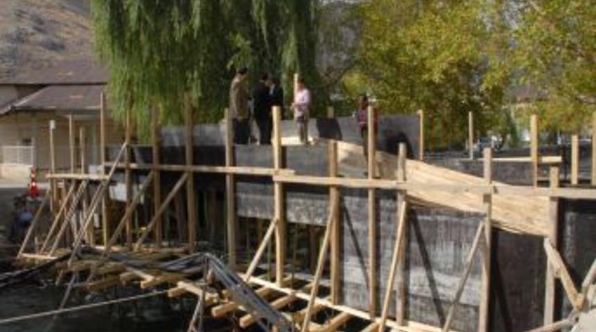 Mostar K&ouml;pr&uuml;s&uuml; Elbistan'a geliyor